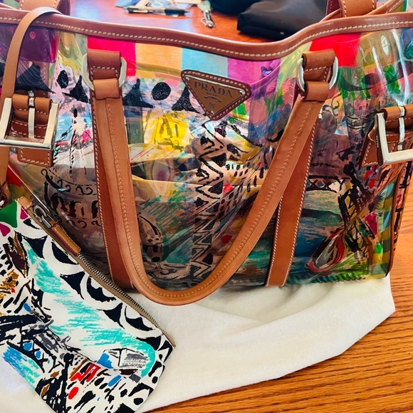 Prada Purse/Tote w/Leather Trim. Comes w/Pouch - Picture 4 of 9